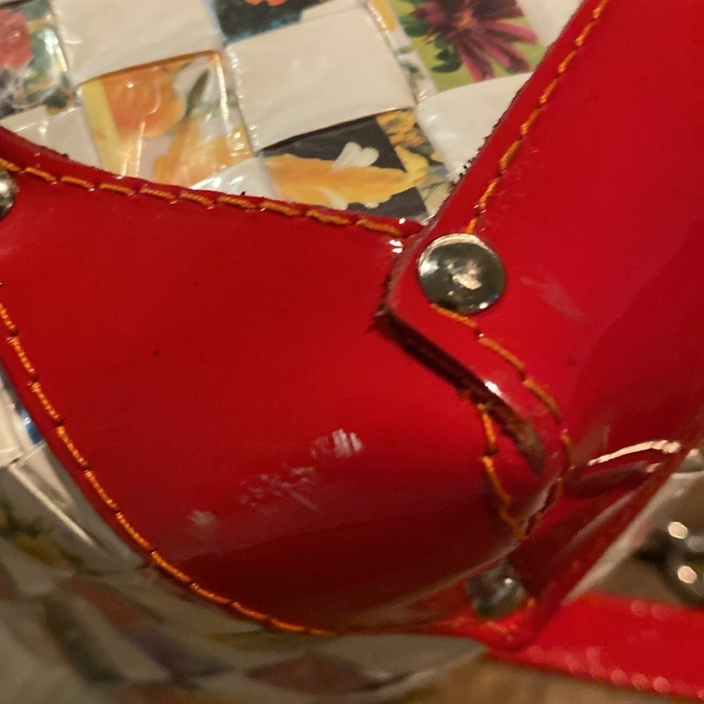 Nahui Ollin Woven Wrapper Stylish Red and White Women's Handbag. - Picture 14 of 16